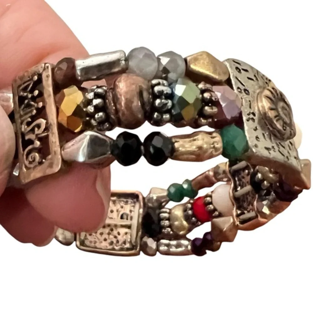 GORGEOUS MULTI-STRAND STRETCH BRACELET BEADS CRYSTALS JOY METAL SQUARES NWOT‎
